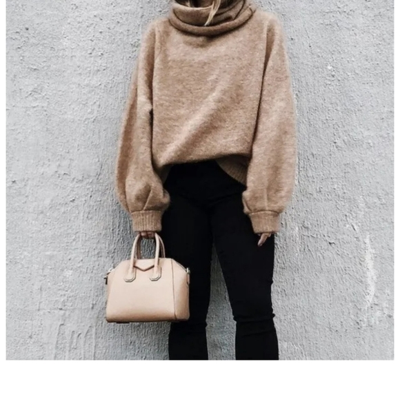ARITZIA Babaton Adichi Sweater - Picture 1 of 6